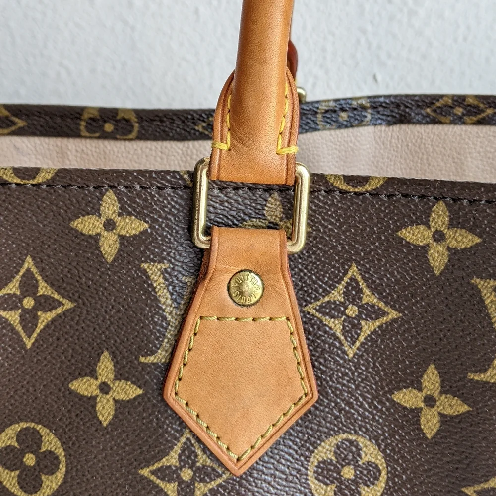Louis Vuitton Monogram Sac Plat Bag
